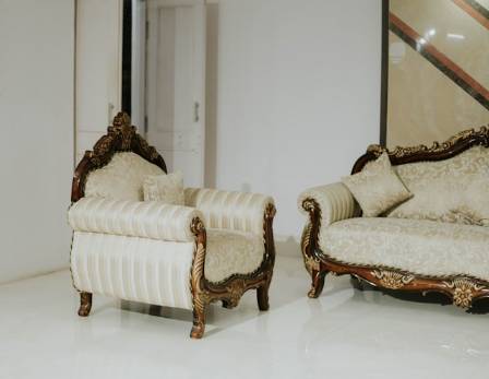 10 Best Living Room Sofa Styles to Transform Your Space