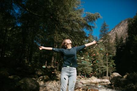The Ultimate Guide to Selecting a Premium Women’s T-Shirt
